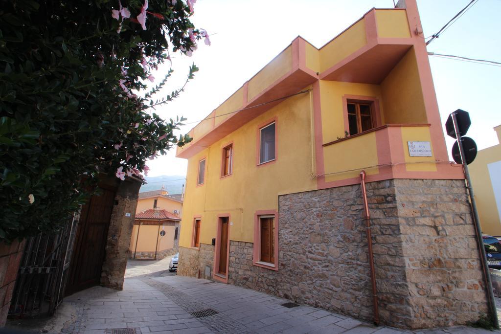 Villa La Casa Rosada Arbus Zimmer foto